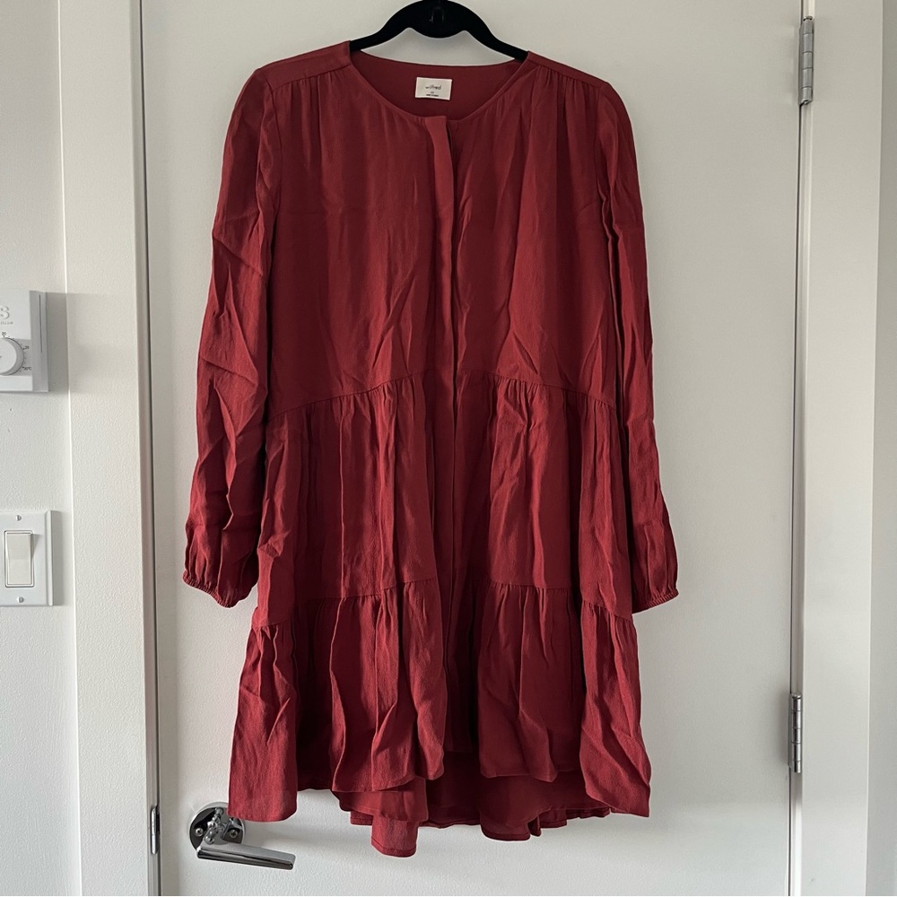 Wilfred store vignette dress
